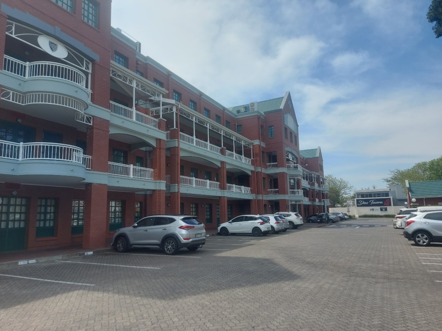 To Let commercial Property for Rent in Claremont Western Cape